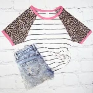 Stripped leopard top